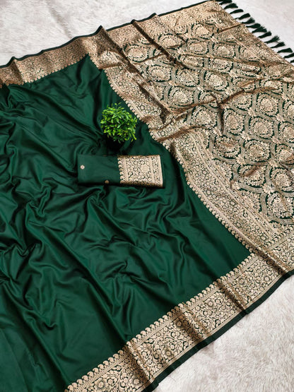 Mameraa Sarees Green Soft Banarasi Silk Fabric Saree With Natural Zari Weaving In Gala Border-Green