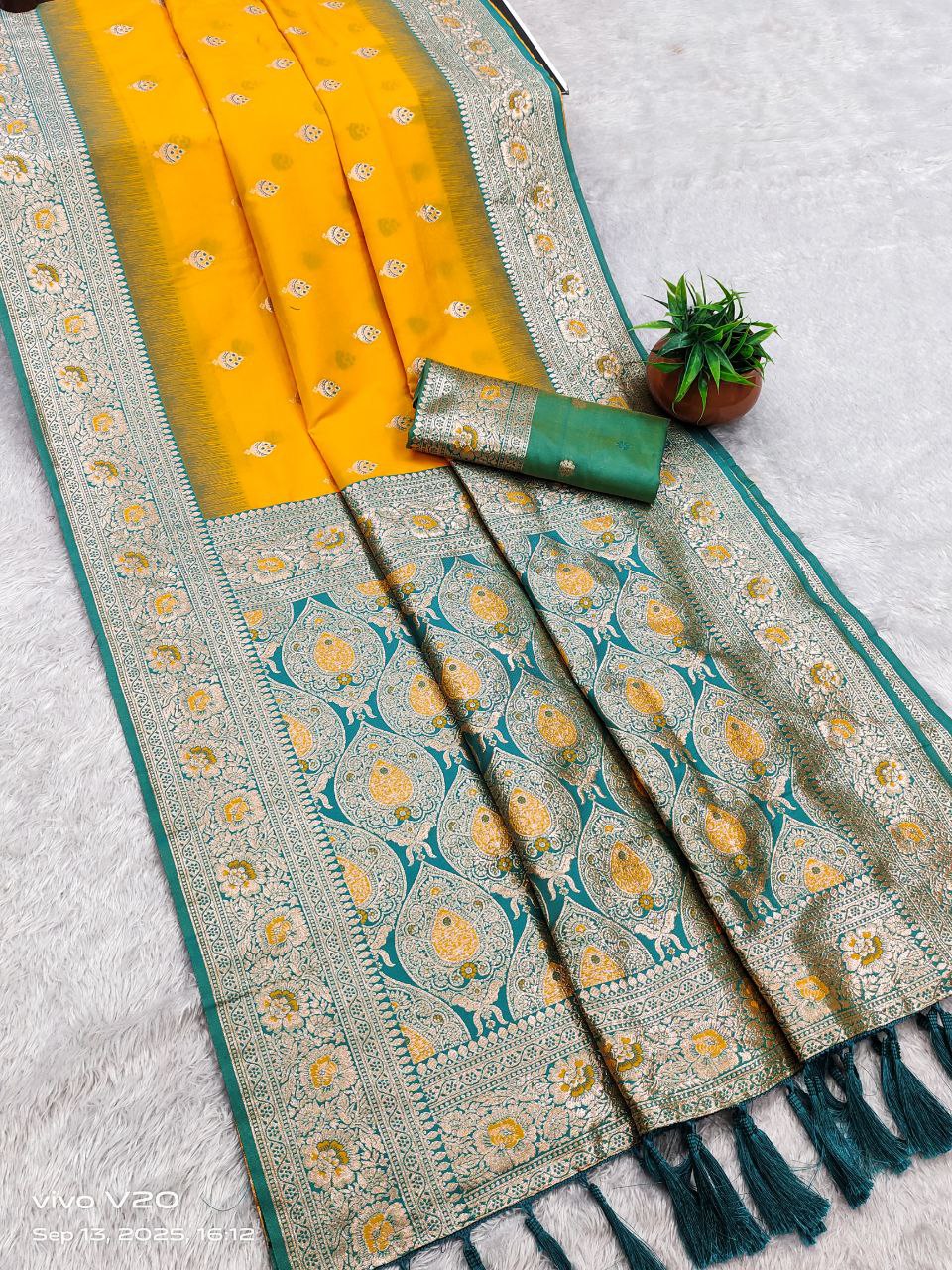 Mameraa Sarees Yellow Soft Banarasi Silk Saree With Zari Weaving Meenakari Design-Yellow
