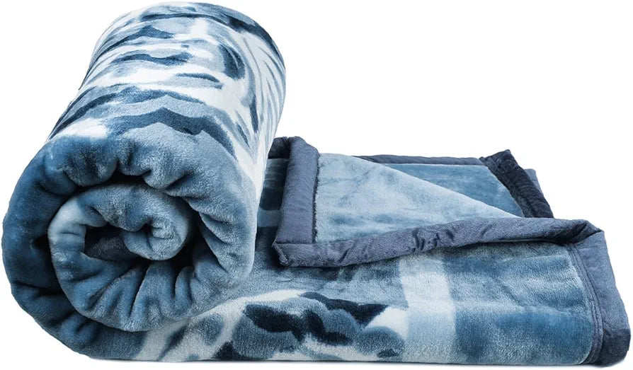 Homekart Super Soft Cloudy Printed Single Bed Blanket for Heavy Winter, Single Ply Mink Blanket King Size TC - 400 Light Green and White