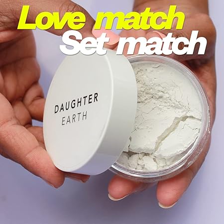 Daughter Earth Snowdust Makeup Setting Powder With Beauty Brush | Matte Finish Suitable for All Skin Tones - 12 Gms