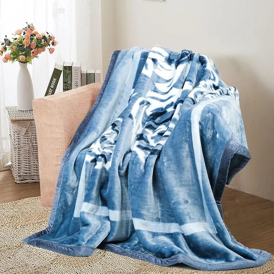 Homekart Super Soft Cloudy Printed Single Bed Blanket for Heavy Winter, Single Ply Mink Blanket King Size TC - 400 Light Green and White
