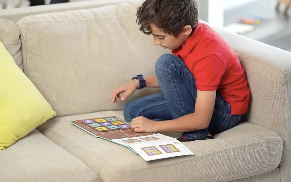 Pelikas Toyz Mind Game Brain 5 Year Old, Educational Travel Games for Kids 4 to 7 Years Old, Gifts for Boys Girls, Magnalogix Magnetic PuzzleTile Toy Game, Pen Them Up Junior