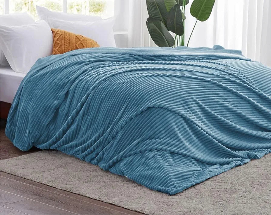 Homekart Pencil Pattern Flannel Fleece Sherpa Blanket AC and Mild Winter Reversible Blanket Single Bed