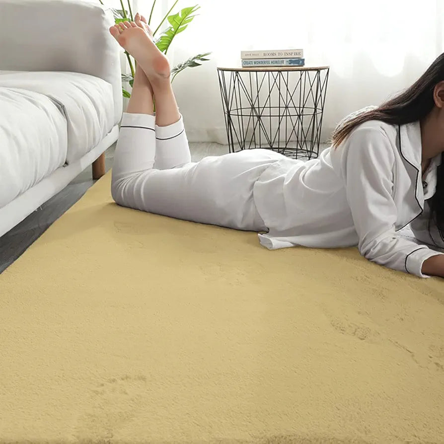 Luxe Home International Ruffle Floor Rug 3 X 5 Ft Colour Gold