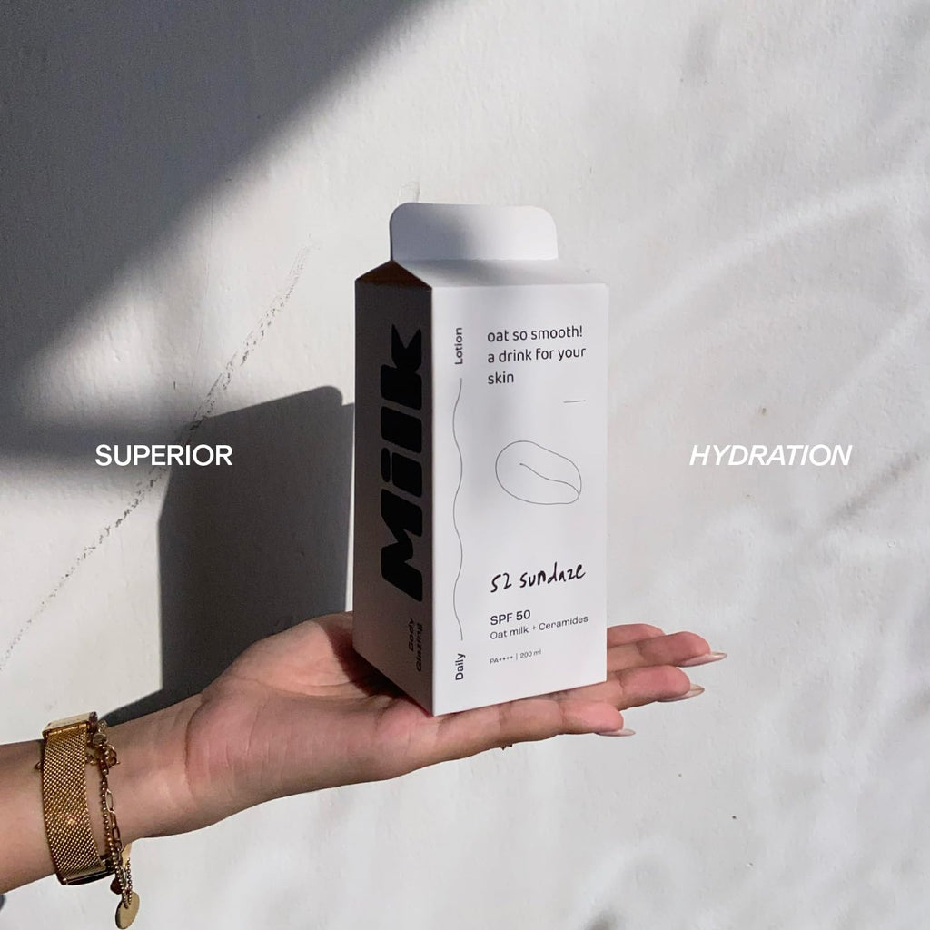 52 Sundaze Body Glazing Milk SPF 50 PA++++ | Hydrating Sunscreen Body Lotion with Oat Milk, Ceramides & Niacinamide | Lightweight Quick-Absorbing Formula | Non-Sticky, Non-Greasy Finish | Reduce Tan | No White Cast | All Skin Types | 200 ml