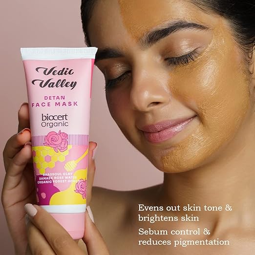 Vedic Valley Detan Face Mask With Rhassoul Clay & Damask Rose Water - 100 gms