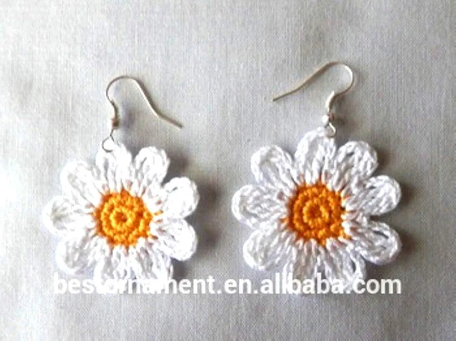 Wool The Lovely Creations Crochet White And Yellow Flowers Set Of 20