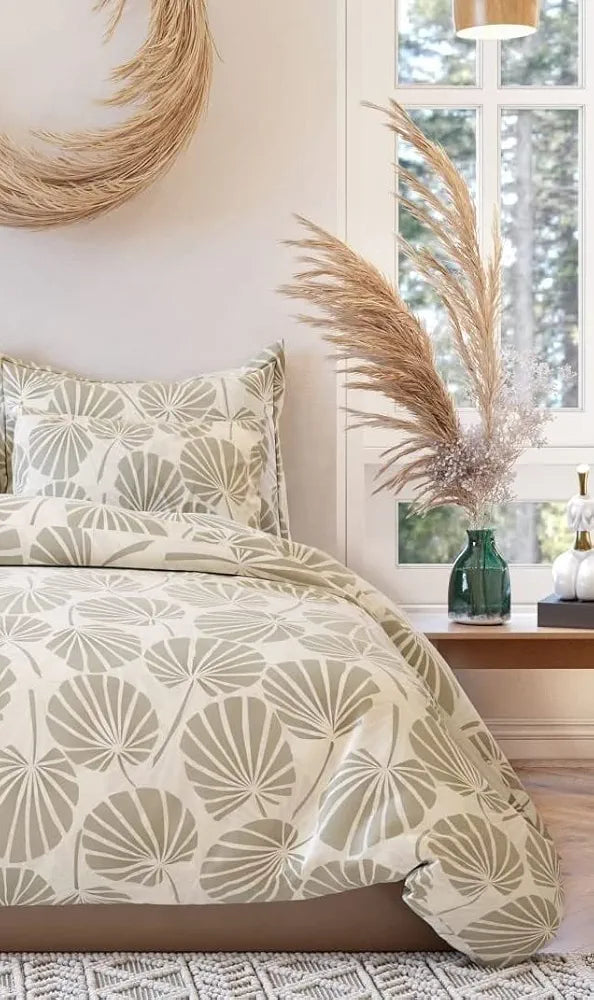 The Home Style 400 Tc Cotton Feel Glace Cotton Elastic Fitted All Around Printed King Size Double Bed Bedsheet Wih 2 Pillow Cover Adam Cream