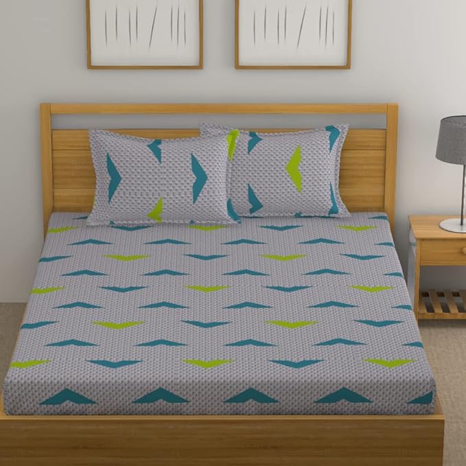 Huesland by Ahmedabad Cotton 144 TC Cotton King Size Bedsheet with 2 Pillow Covers - Light Grey, Blue & Green