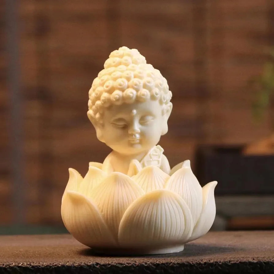 Ekhasa Nostrae Buddha with Lotus Show Pieces