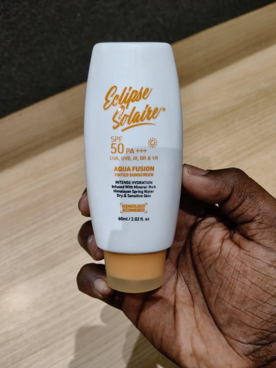 Eclipse Solaire Aqua Fusion Sunscreen SPF50 | 5X Protection with SPF 50 PA+++ | Infused with Himalayan Spring Water | Non-Greasy, For All Skin Types â€“ 60ml