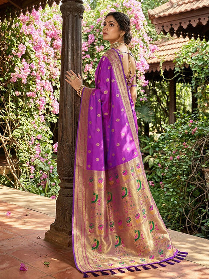Monjolika Fashion Purple Banarasi Silk Blend Saree With Peacock Paithani Border