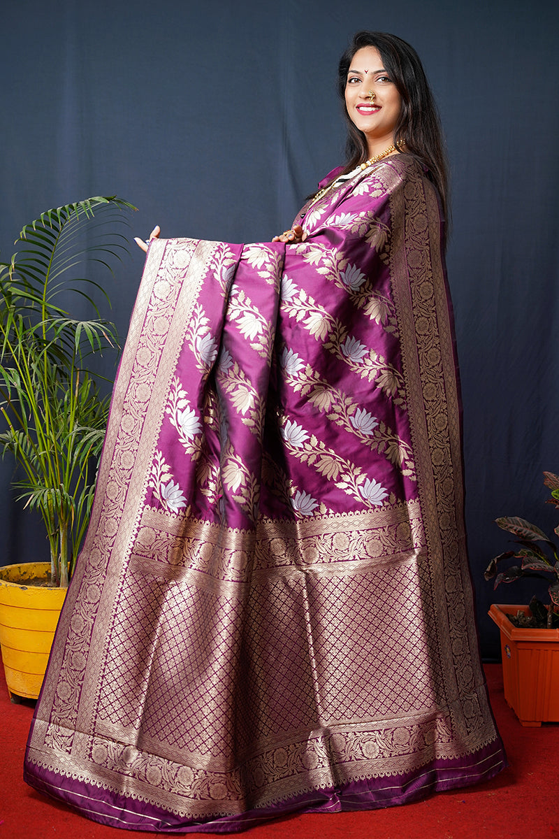 Monjolika Fashion Magenta Purple Woven Banarasi Silk Blend Saree With Blouse