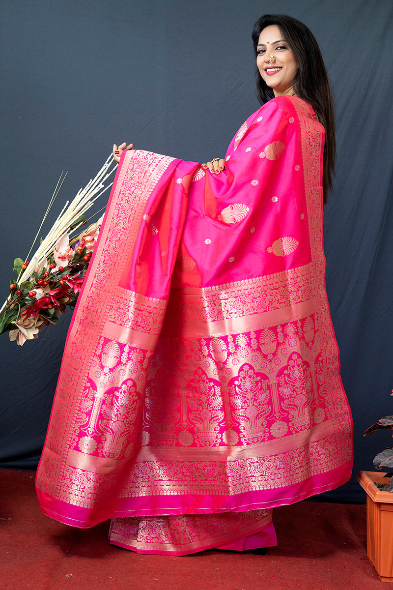 Monjolika Fashion Hot Pink Banarasi Silk Blend Saree with Zari Weaving