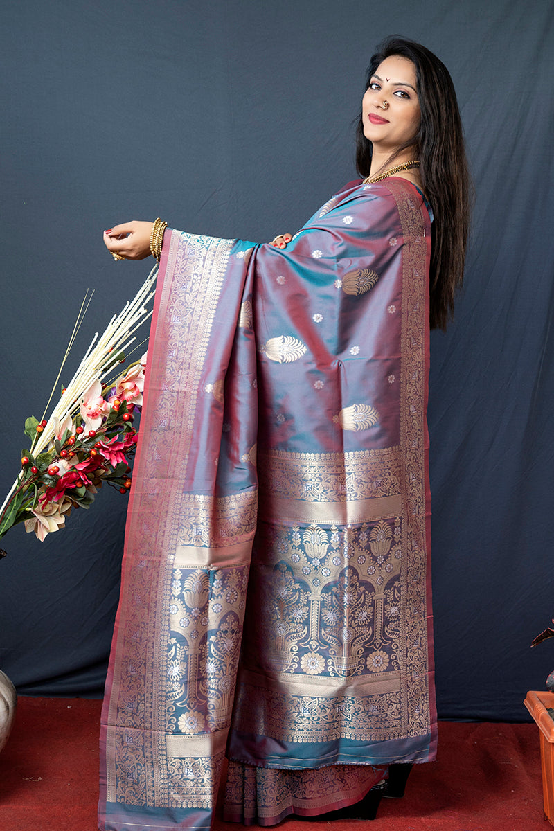 Monjolika Fashion Grey Banarasi Silk Blend Saree with Zari Weaving