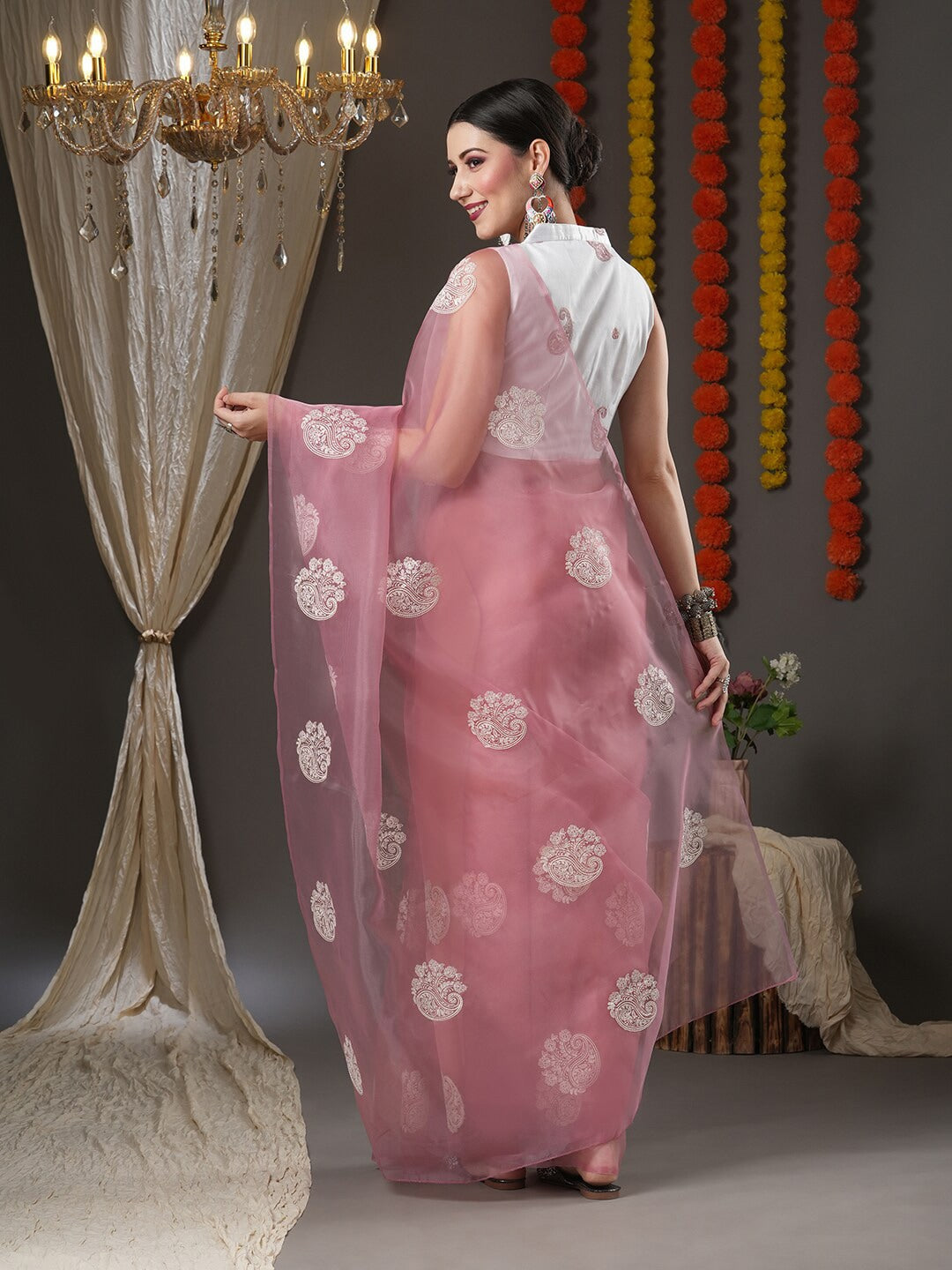 Saree Mall Mauve & White Floral Embroidered Organza Banarasi Sarees