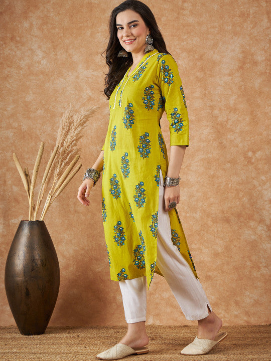 Sangria Green & Blue Floral Printed Pure Cotton V-Neck Kurta