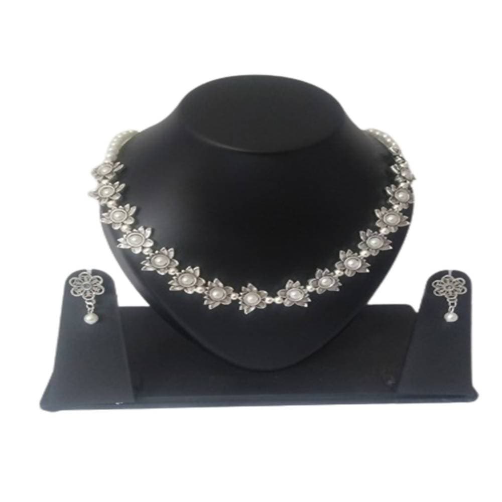 Kundan HandiKrafts Silver Designer Handmade Necklace