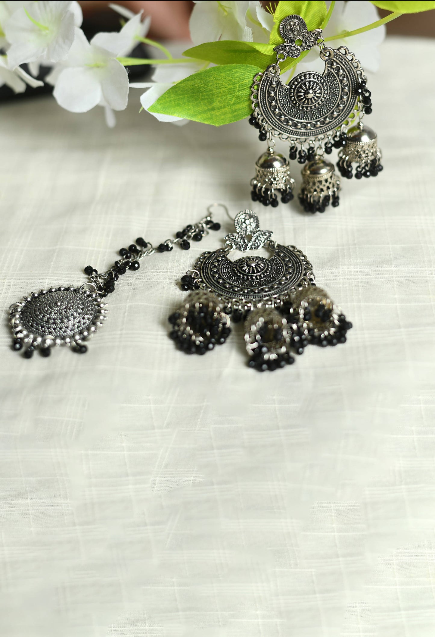 Mominos Fashion Johar Kamal Jhumkas With Maang Tikka Earrings