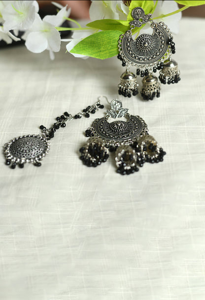 Mominos Fashion Johar Kamal Jhumkas With Maang Tikka Earrings