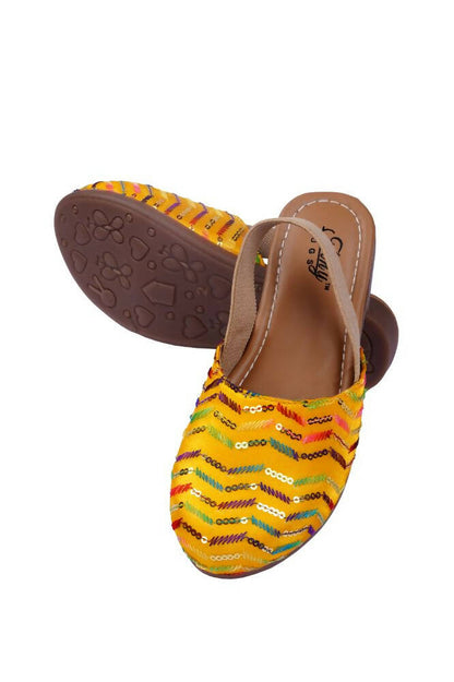 Tiny Bugs Girls Embroidered Strap Ethnic Jutis-Yellow