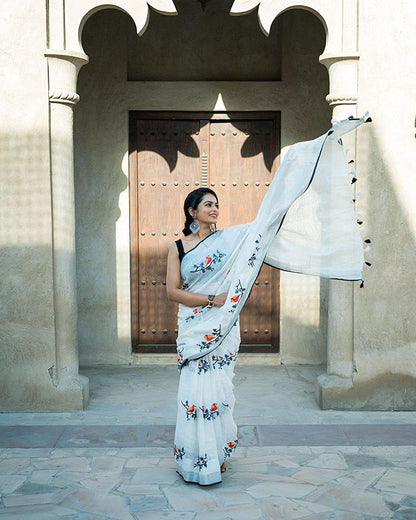Anni Designer Women's Woven Linen Saree