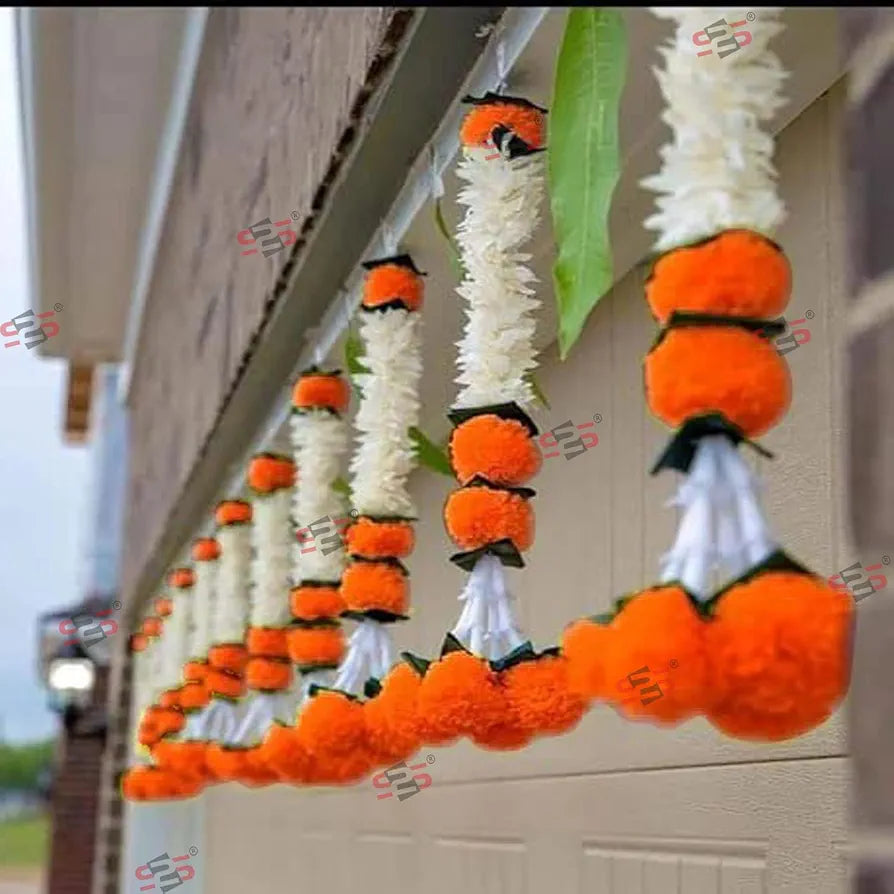 Artificial White Gajra Jasmine Marigold Flower Strings White Gajra with Orange Flowers