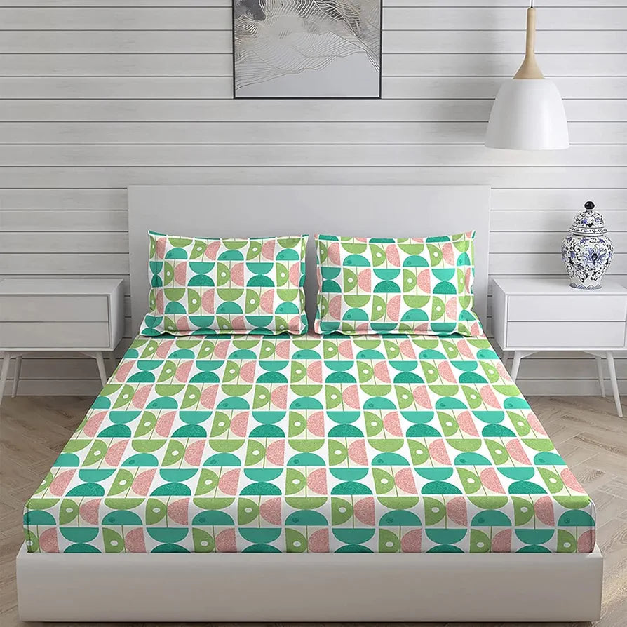 Layers Duracount Bedsheet Set for All Seasons Lightweight Moisture Absorbent Machine Washable 225 CVC Queen Size Green/Pink