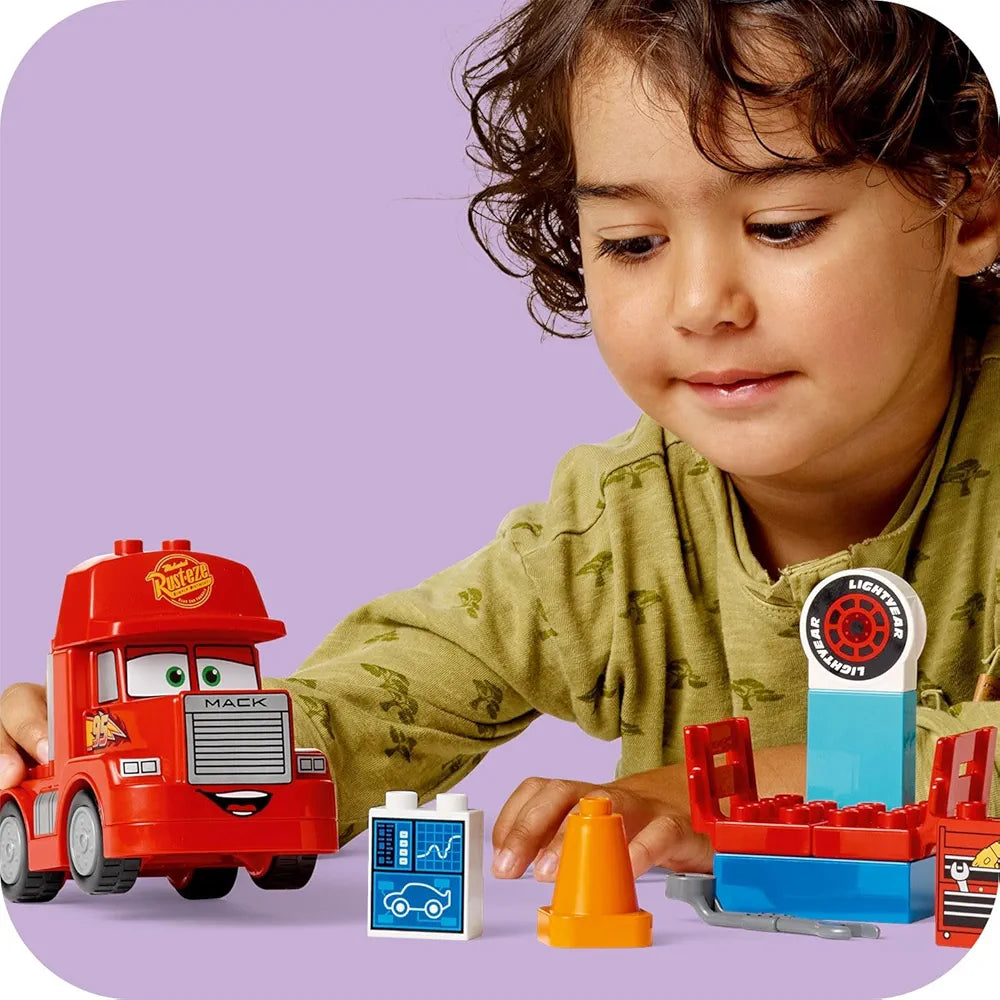 Lego Duplo  Disney and Pixar’s Cars Mack at The Race 10417