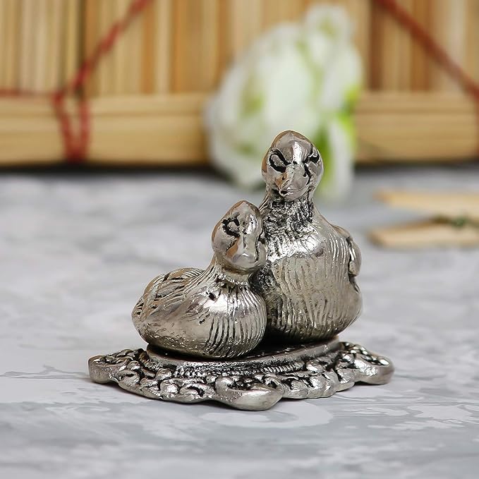 Ecraftindia Set of 2 Loving Metal Swans