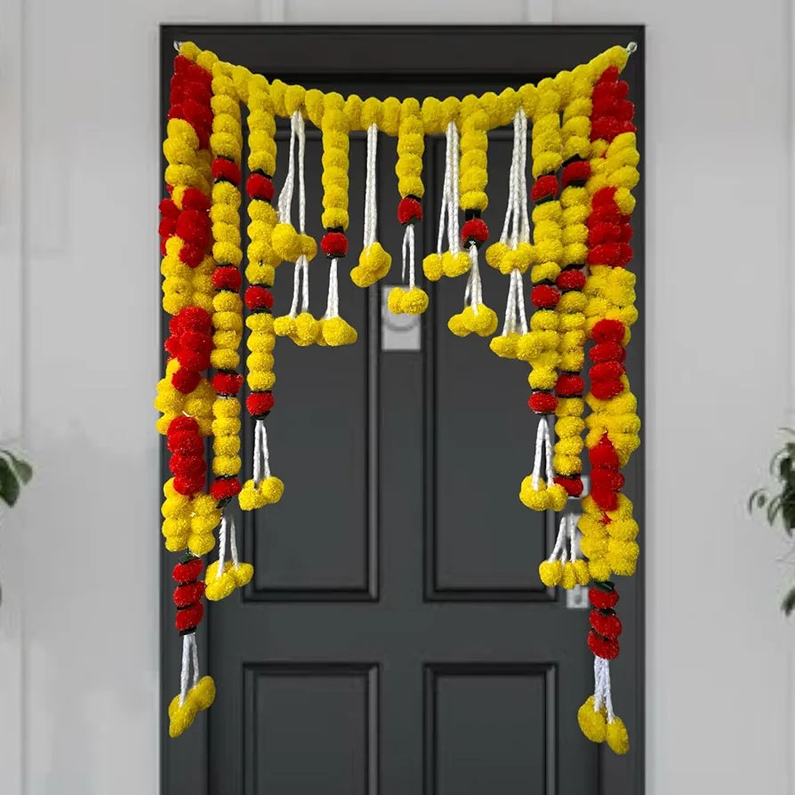 Handcrafted Infinity-Shaped Decorative Bandanwar with Yellow & Red Marigold and Tuberose Strings 40x59 Inches