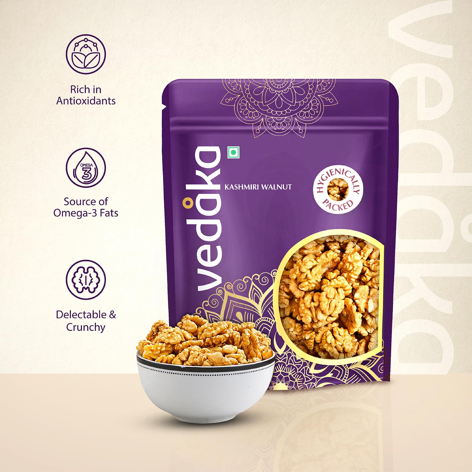 Vedaka Kashmiri Walnuts | 500 g | Walnut Without Shell | Naturally Rich in Omega-3 Fatty Acids and Antioxidants | Crunchy and Crisp | No artificial & No added preservatives