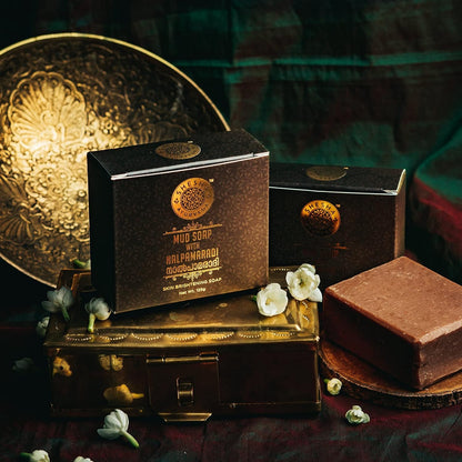 Shesha Naturals Ayurveda Mud With Nalpamaradi Skin Brightening Soap - 125 gms (Pack of 3)