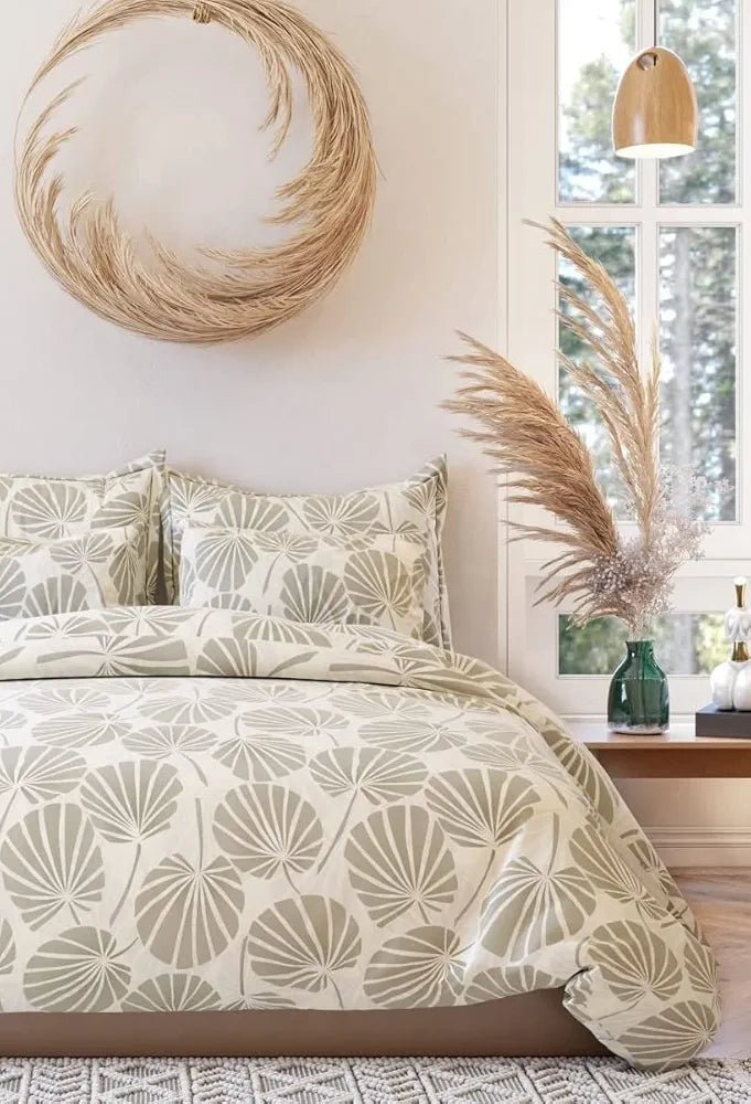 The Home Style 400 Tc Cotton Feel Glace Cotton Elastic Fitted All Around Printed King Size Double Bed Bedsheet Wih 2 Pillow Cover Adam Cream