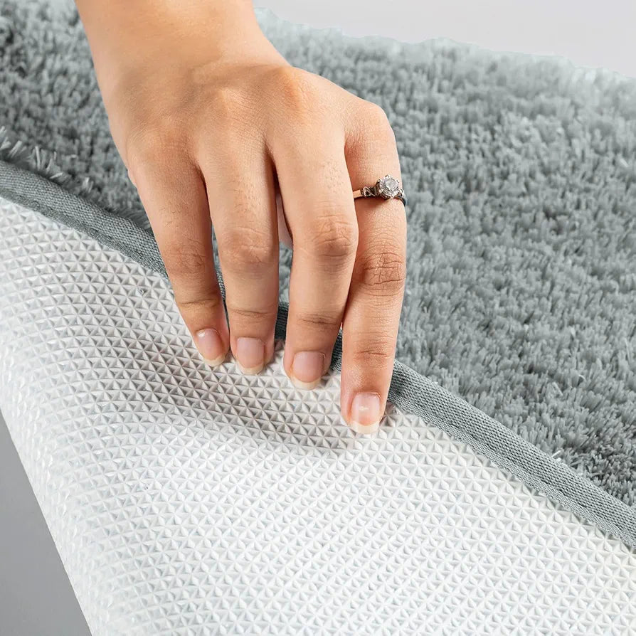 Luxe Home International Bath Mat Super Soft Non Slip Vegas Mats for Bathroom Colour Silver