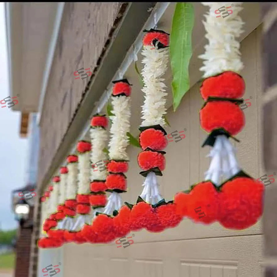 Artificial White Gajra Jasmine Marigold Flower Strings White Gajra with Red Flowers