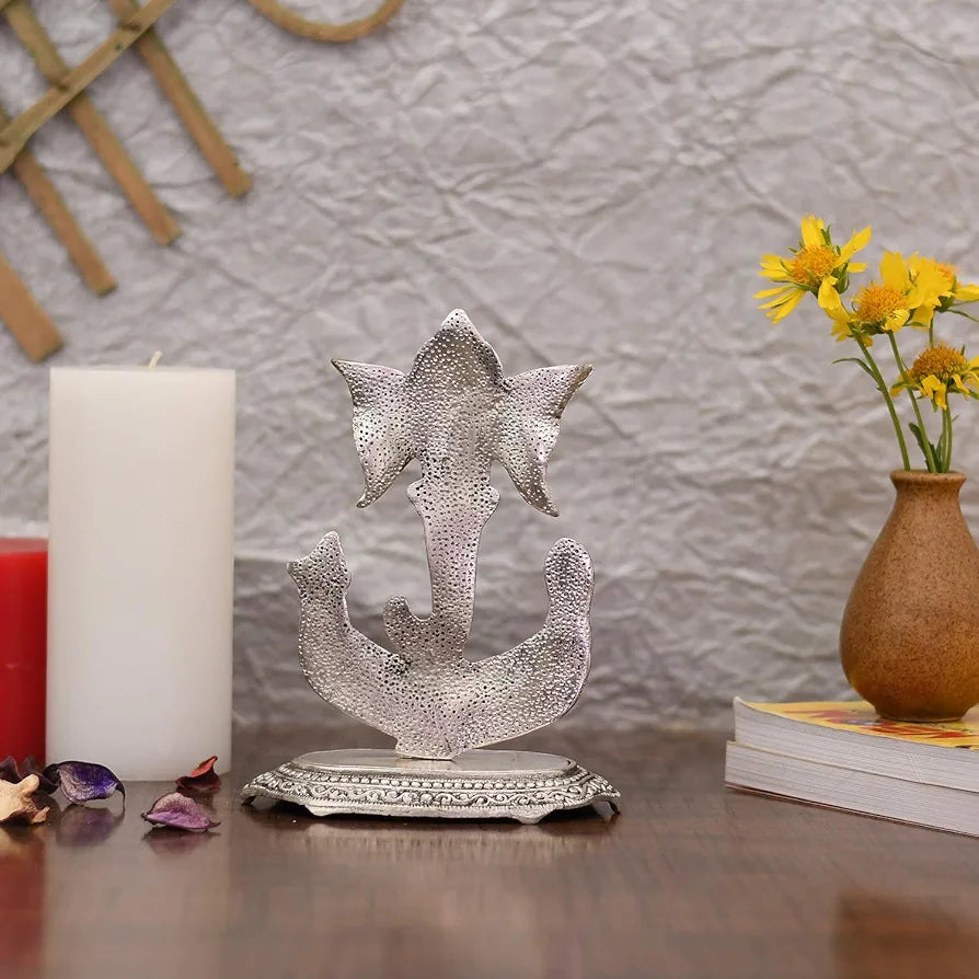 Collectible India Metal Ganesha Idol Showpiece Silver Plated Ganesh Ganpati Statue