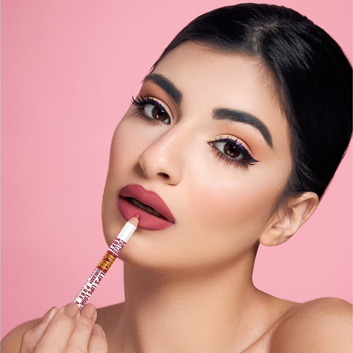 Character Shape Of You Lipliner - C713