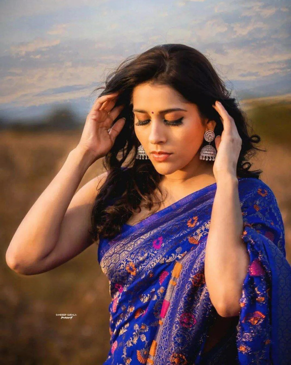 Women's Wedding Wear Banarsi Soft Silk Saree & Blouse