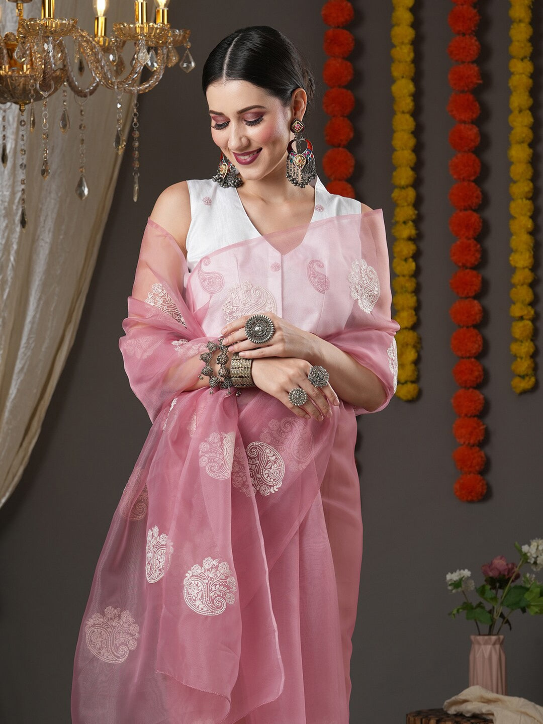 Saree Mall Mauve & White Floral Embroidered Organza Banarasi Sarees