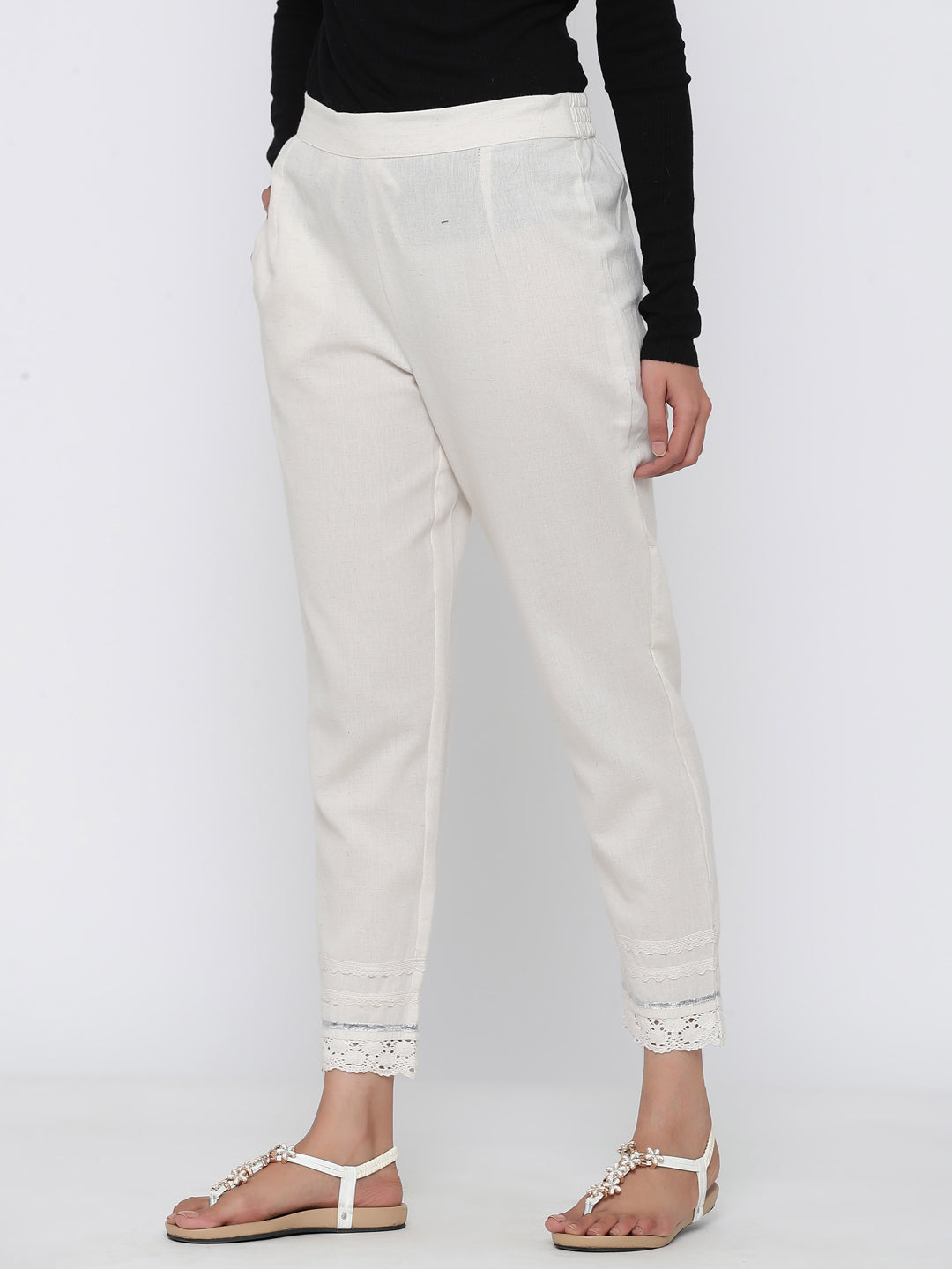 Juniper Women Offwhite Cotton Flex Solid Slim Fit Pant/Slim Pant