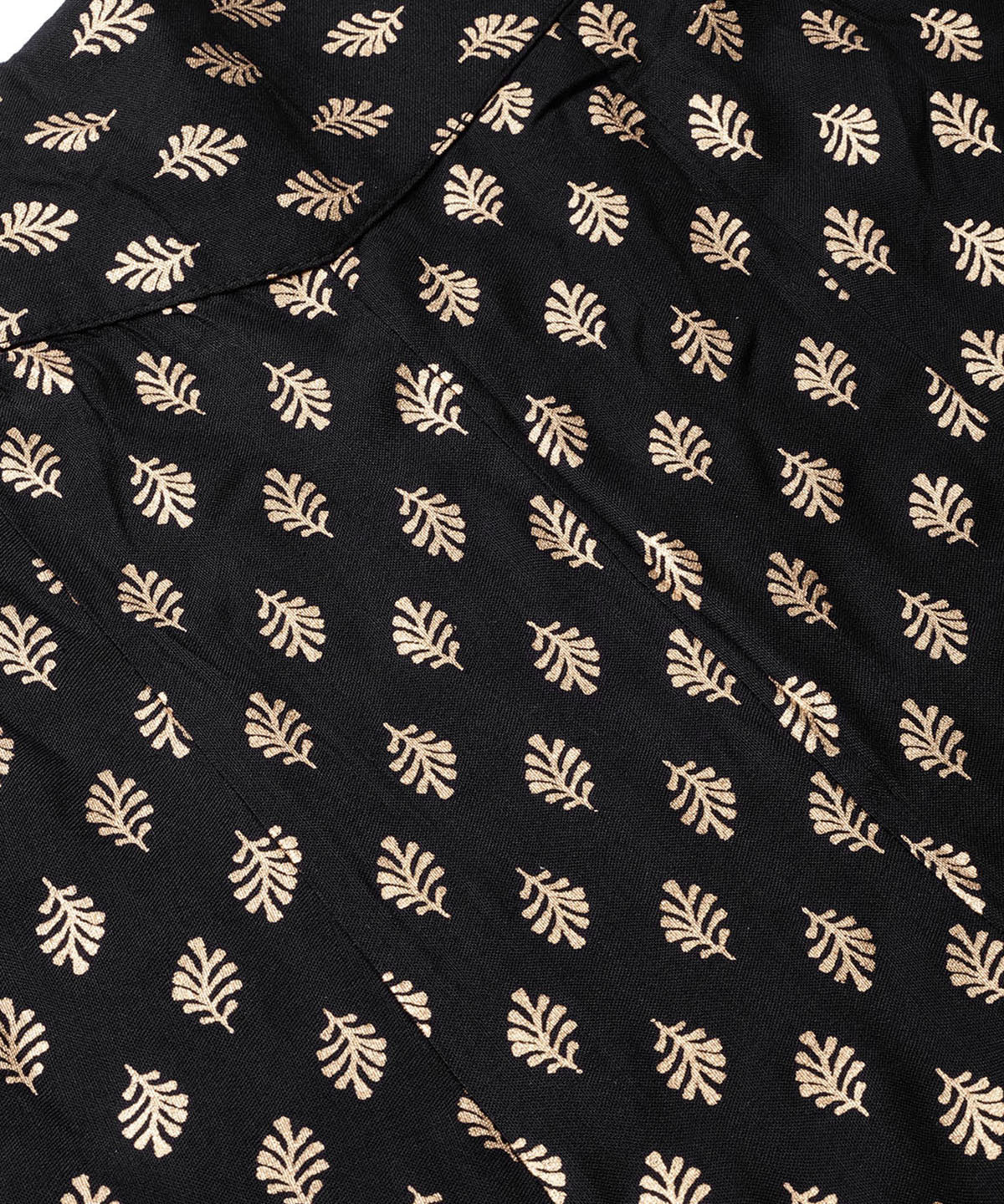 Juniper Women Black Rayon Printed Flared Palazzo