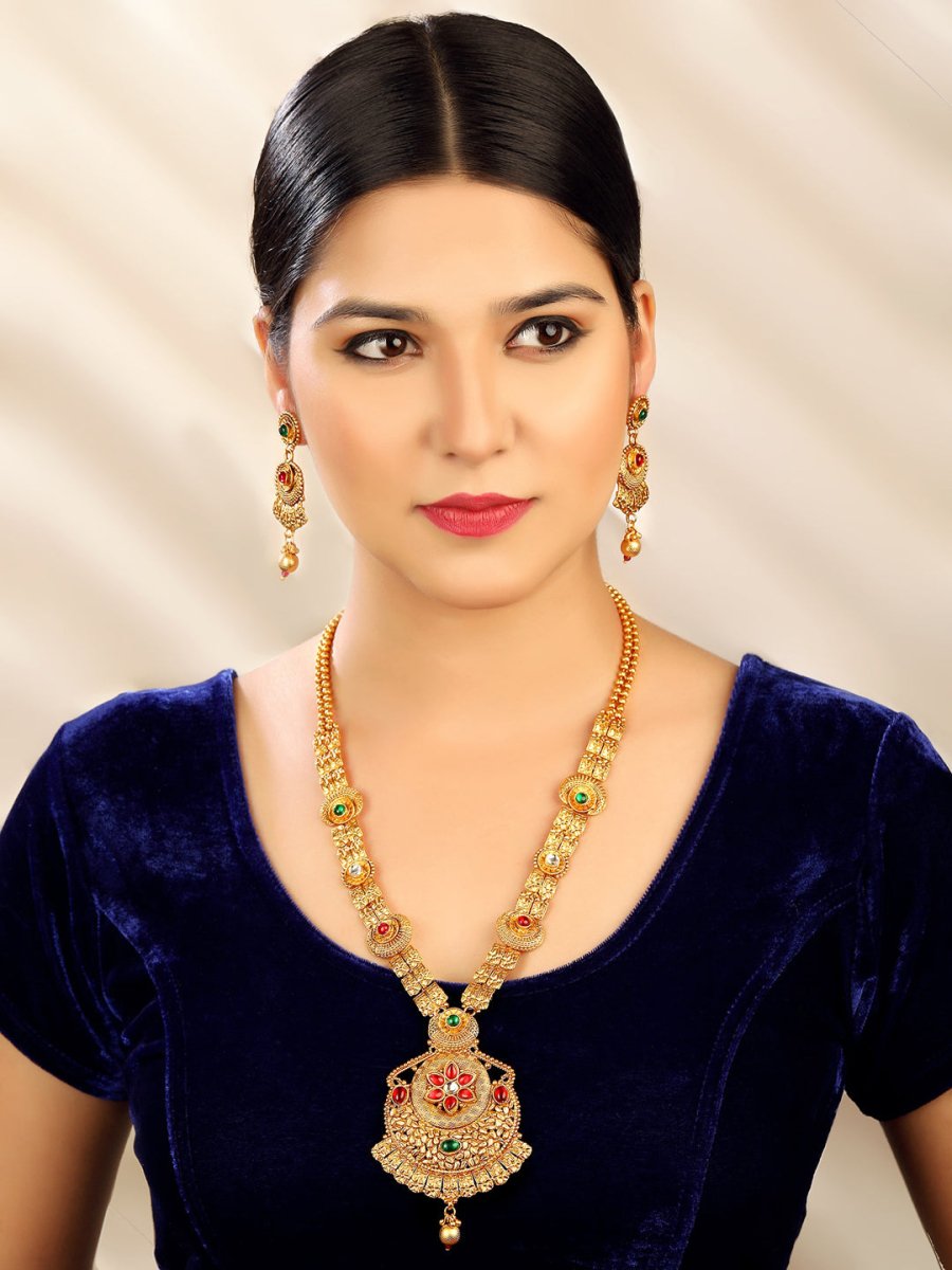 Aadita Gold-Polished & Red e Studded Jewellery Set
