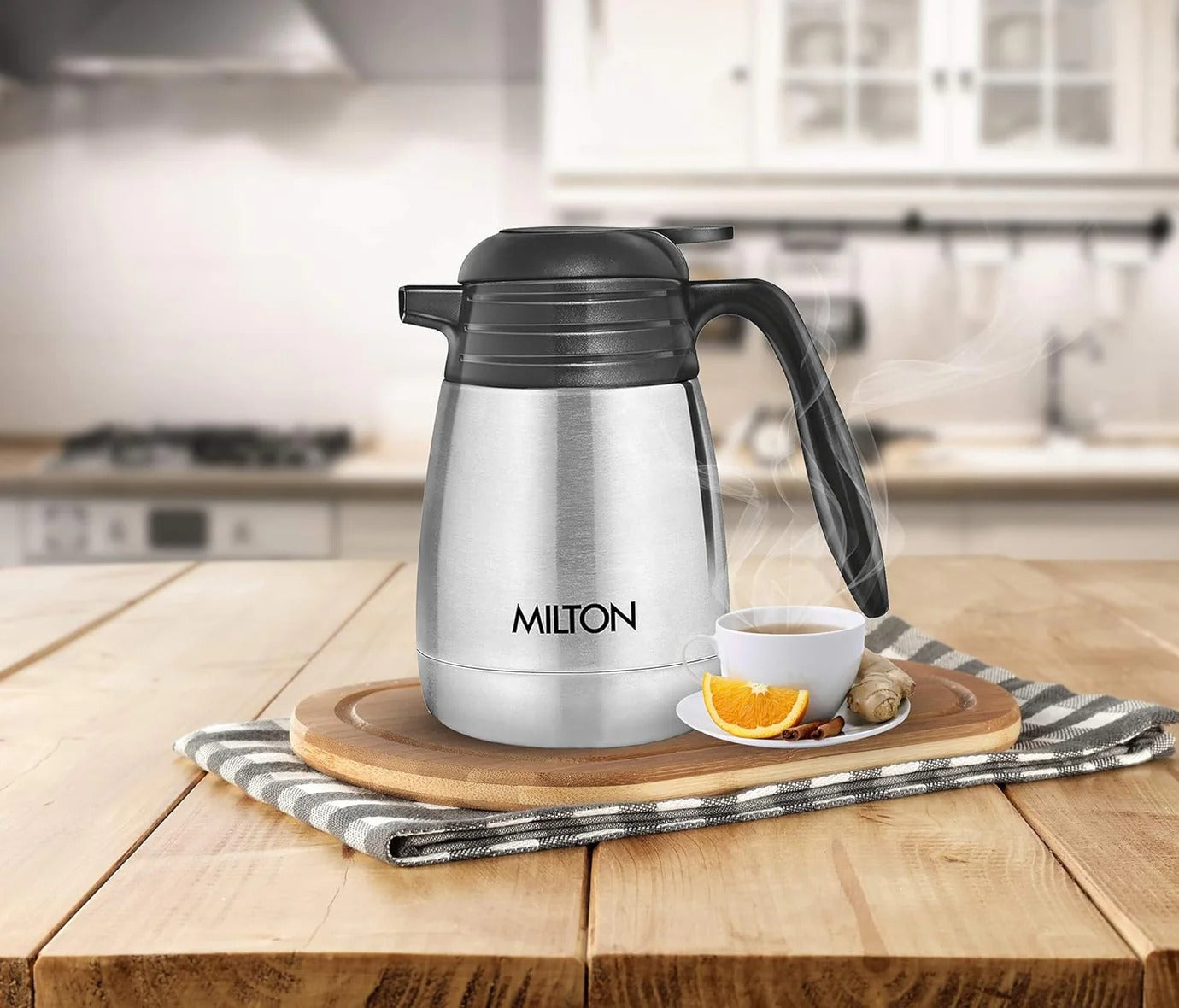 Milton Thermosteel Carafe