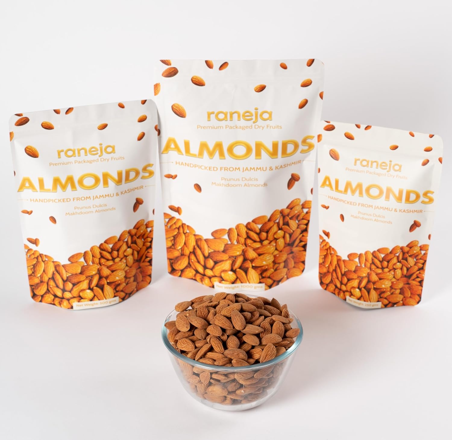 Raneja Pure California Almonds 500g | Whole Badam Giri, 100% Natural Real Nuts & Dry Fruits, Freshly Cleaned and Cleared, High in Fiber, Badam Giri, Rich in Protein, Magnesium, Phosphorus and Dietary Fibre