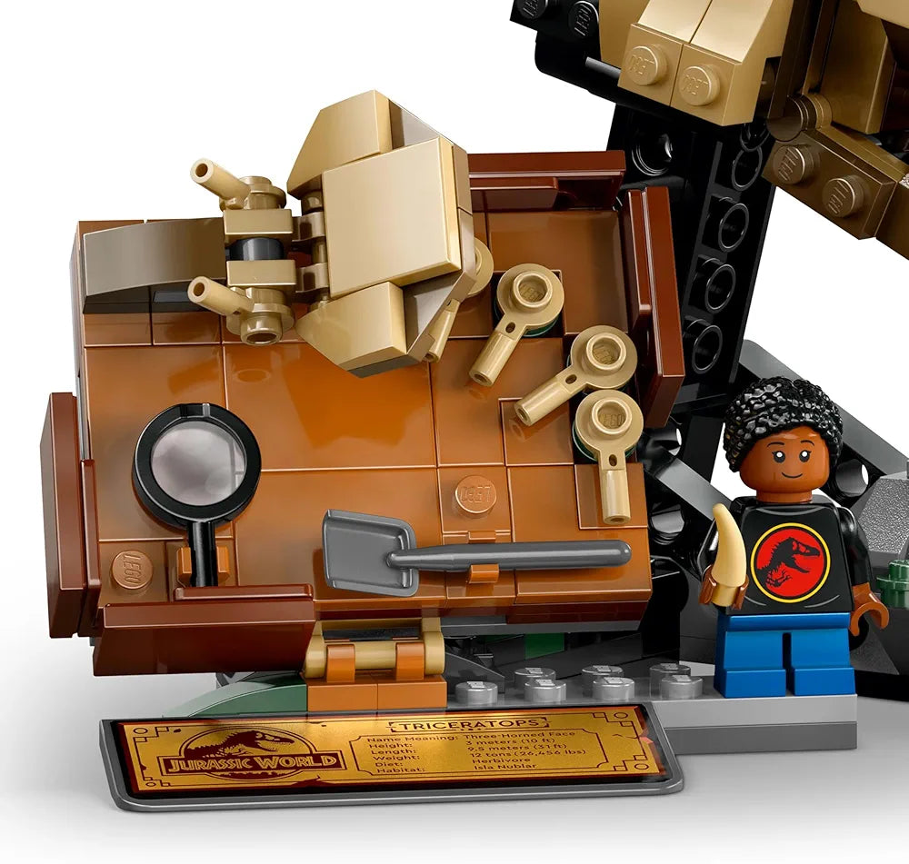 Lego Jurassic World Dinosaur Fossils: Triceratops Skull Model Set 76969 Building Blocks Toys for 9+ Gift for Boys and Girls