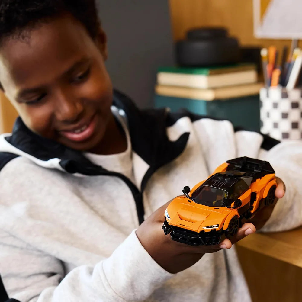 Lego Speed Champions McLaren W1 The Real Supercar with 1 Minifigure - Race Car - 77257