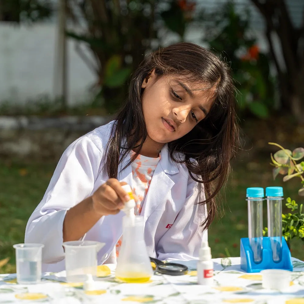 Nesta Toys Junior Chemistry Lab Kit for Kids Stem Science Experiment Kit for Ages 4–8 Years Fun Science Activities for Boys & Girls Educational Learning