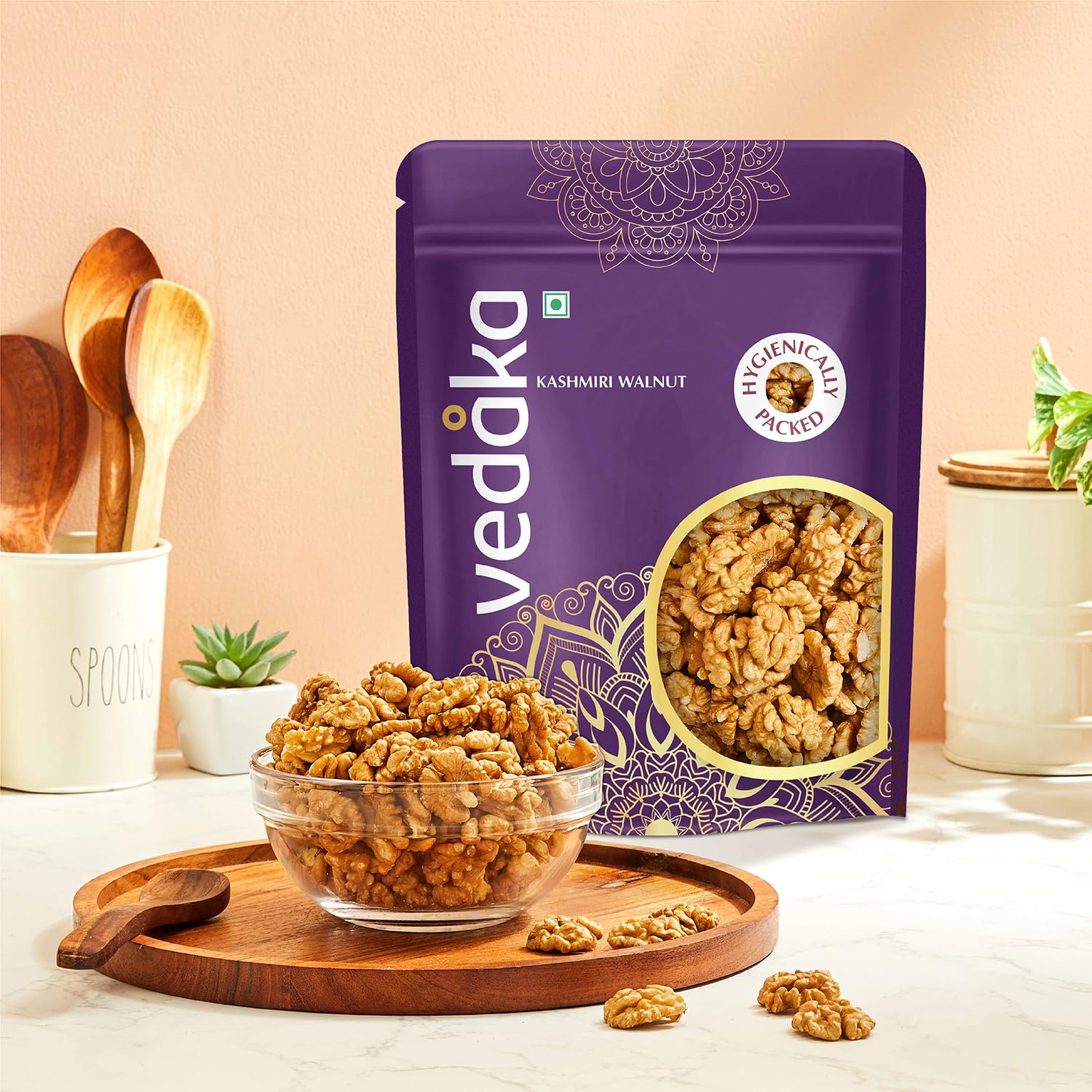 Vedaka Kashmiri Walnuts | 500 g | Walnut Without Shell | Naturally Rich in Omega-3 Fatty Acids and Antioxidants | Crunchy and Crisp | No artificial & No added preservatives
