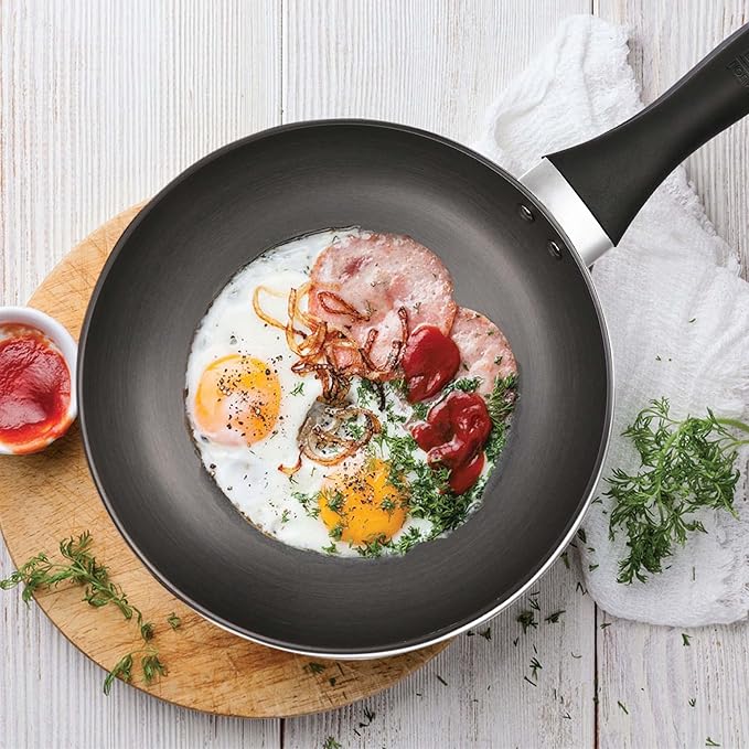 Milton Pro Cook Hard Anodized Fry Pan, 26 Cm / 2.2 Litre With Stainless Steel Lid - 1610 gms